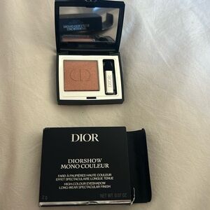Dior eyeshadow in amber star glitter